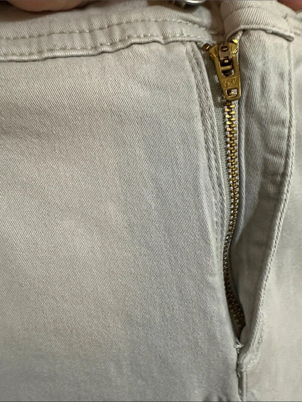 Women’s Light Gray Ankle Jeans